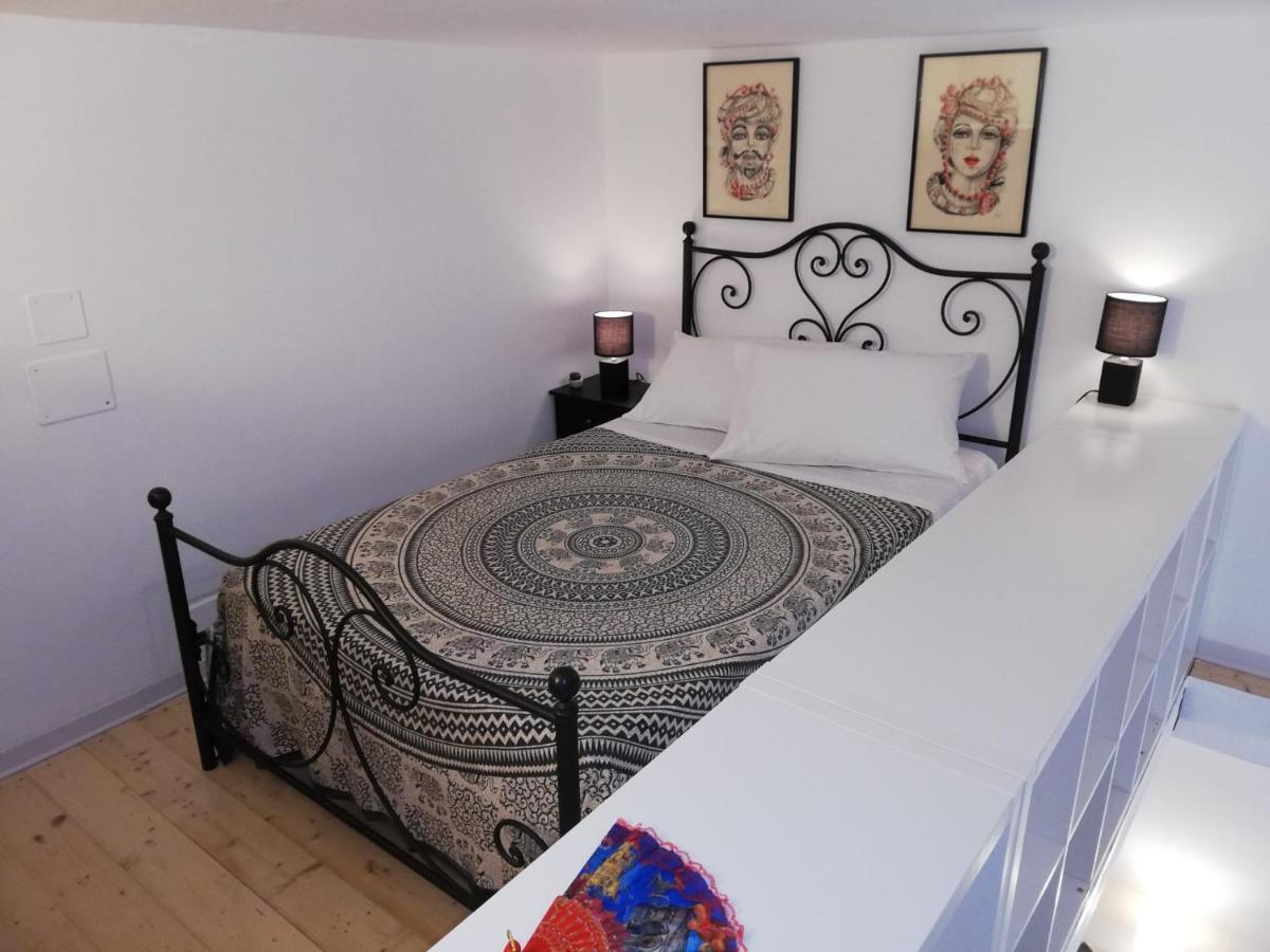 Il Posto Giusto Station Rooms Palermo Bagian luar foto