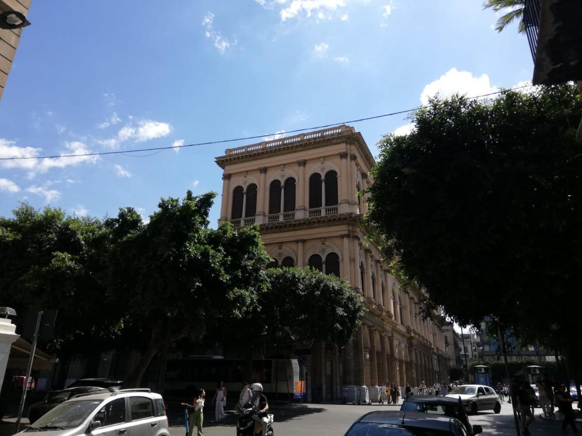 Il Posto Giusto Station Rooms Palermo Bagian luar foto