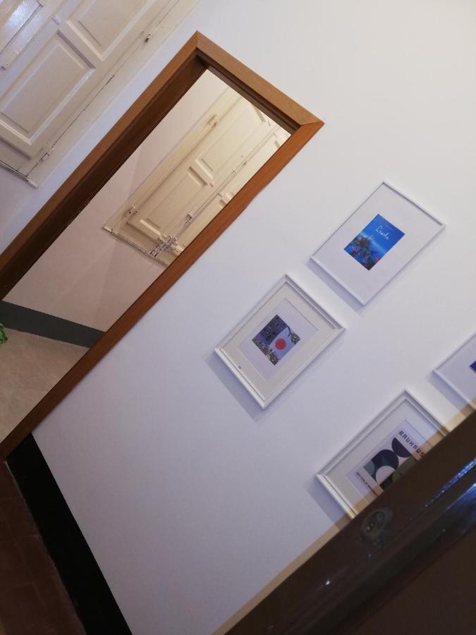Il Posto Giusto Station Rooms Palermo Bagian luar foto