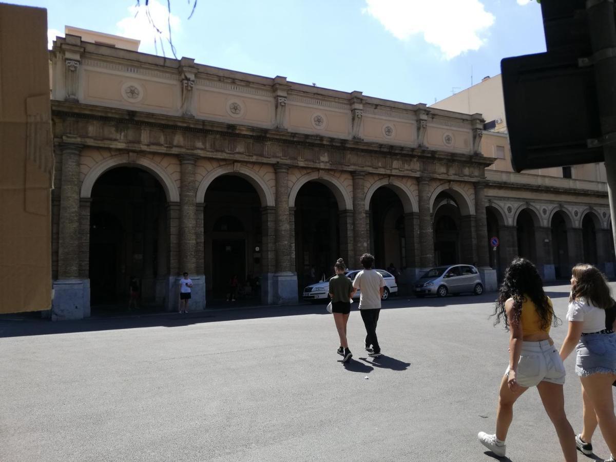 Il Posto Giusto Station Rooms Palermo Bagian luar foto